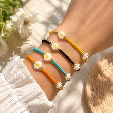 Load image into Gallery viewer, Daisy Beads Bracelet (Daisy M br)