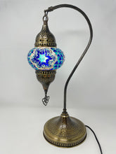 Load image into Gallery viewer, Floor lamp 7 LU