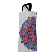 Load image into Gallery viewer, Mandala Eye glasses case(ManEyec)