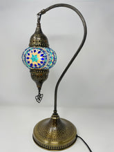 Load image into Gallery viewer, Floor lamp 7 LU