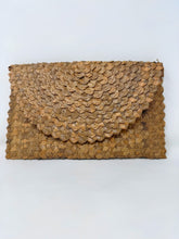Load image into Gallery viewer, Handwoven Pandan Leaves Clutch PANC