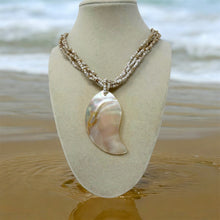 Load image into Gallery viewer, Seashells Beads Necklace BALIN