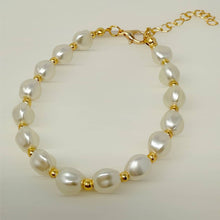 Load image into Gallery viewer, Pearl Bracelet(Mila br)