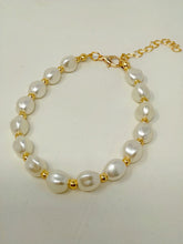 Load image into Gallery viewer, Pearl Bracelet(Mila br)