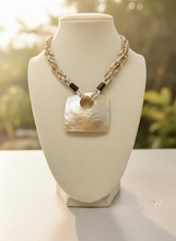 Load image into Gallery viewer, Seashells Beads Necklace BALIN