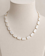 Load image into Gallery viewer, Perla Necklace