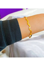 Load image into Gallery viewer, Zigzag Gold Plated Bangle Bracelet