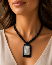Load image into Gallery viewer, Seashells Beads Necklace BALIN