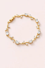 Load image into Gallery viewer, Tulip Shape Zircon Bracelet