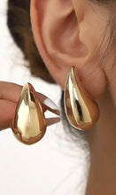 Load image into Gallery viewer, Gold Plated Tear Drop Earrings