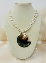 Load image into Gallery viewer, Seashells Beads Necklace BALIN