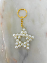 Load image into Gallery viewer, Pearl Star Keychain