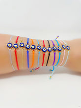 Load image into Gallery viewer, Sophia evil eye bracelet