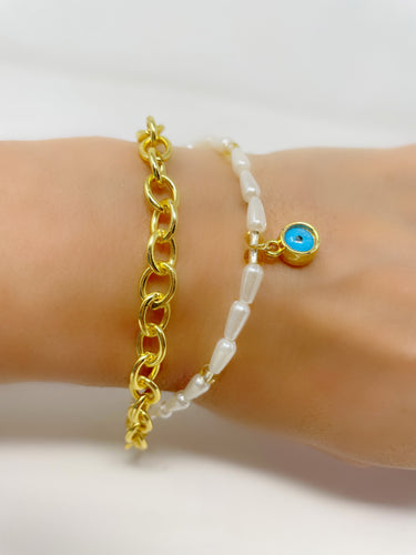 Charm evil eye and pearl bracelet